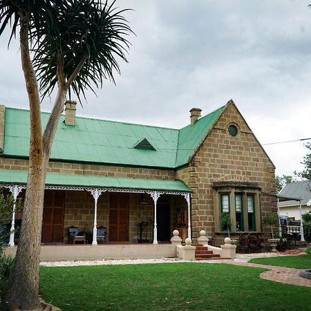 Outentique Accommodation Oudtshoorn Dış mekan fotoğraf