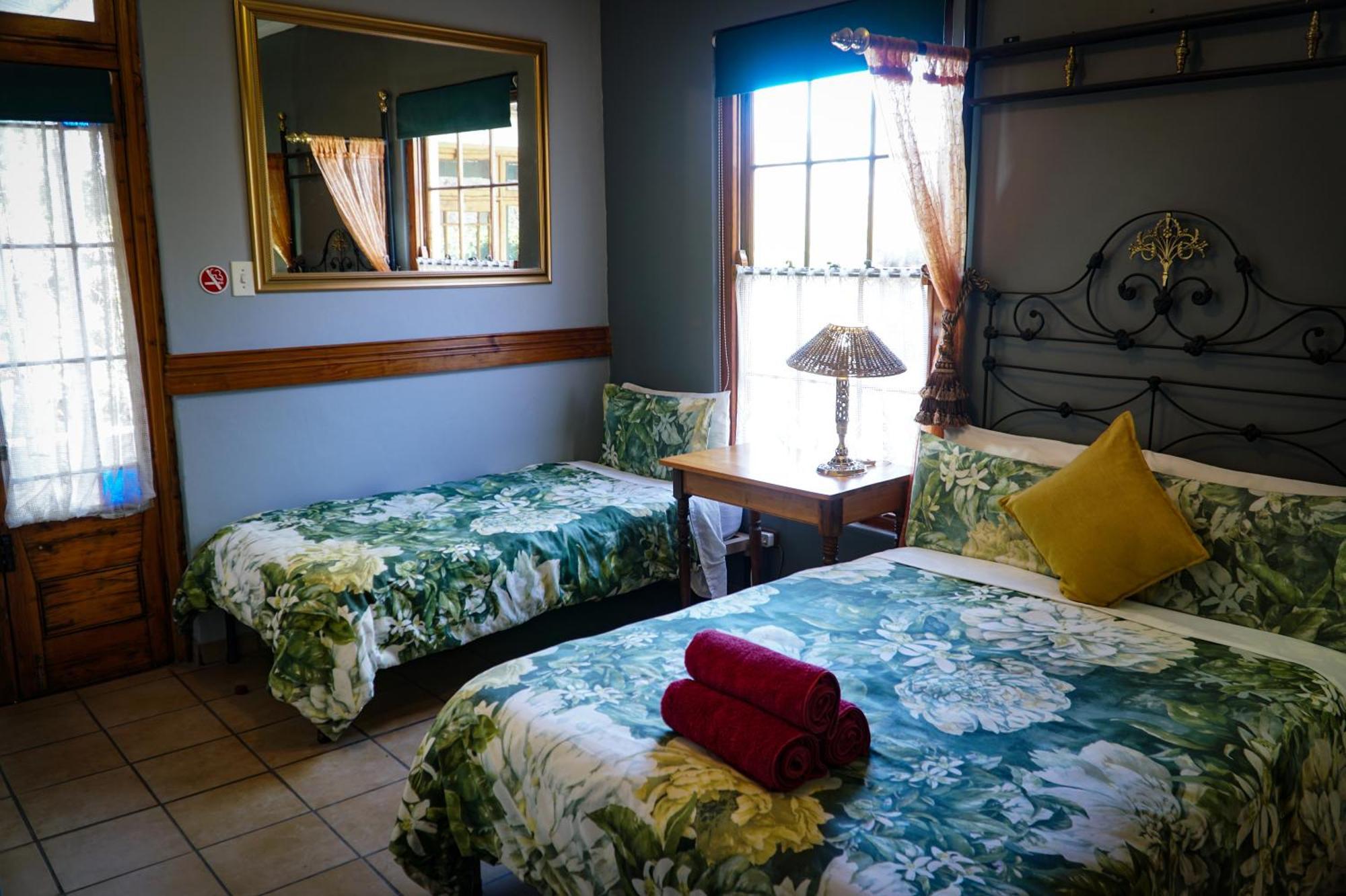 Outentique Accommodation Oudtshoorn Dış mekan fotoğraf